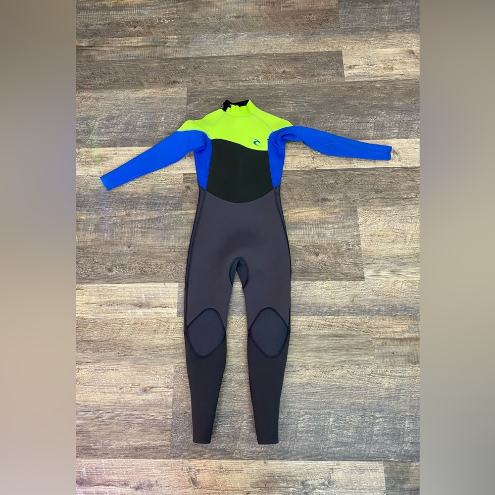 RIP CURL BOY’S Blue and Neon Green Wetsuit